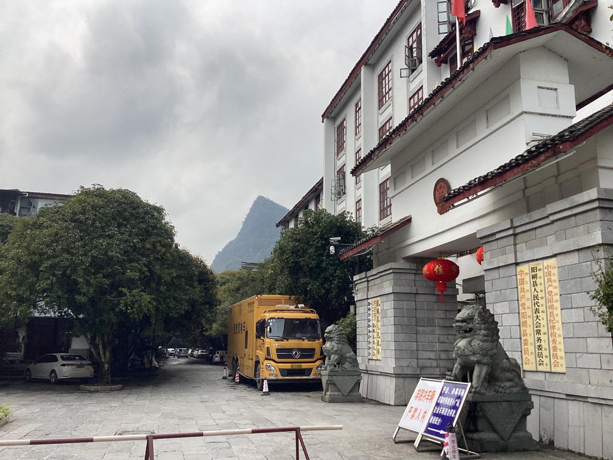 Lazzy Inn Yangshuo Eksteriør billede